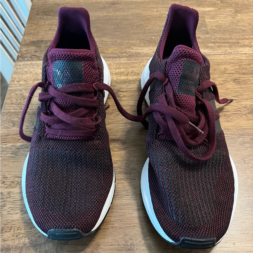 Adidas swift run shoes in plum color